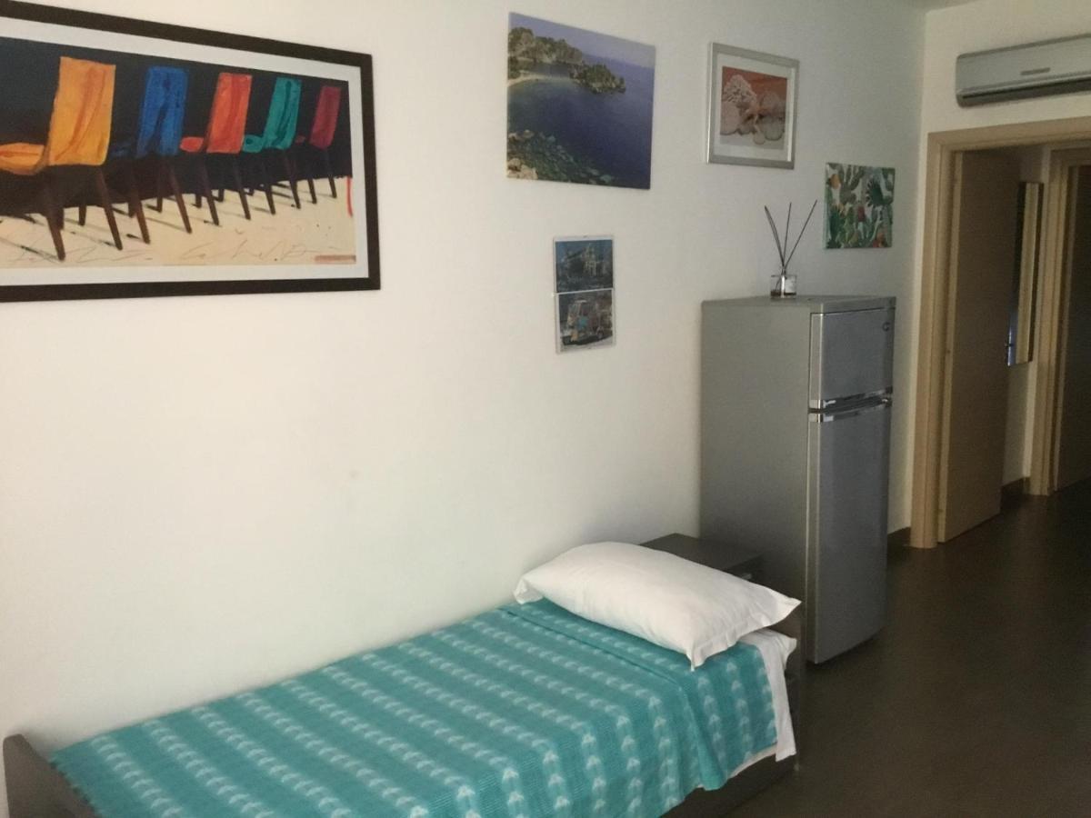 Taormina Stationhouse Appartement Buitenkant foto